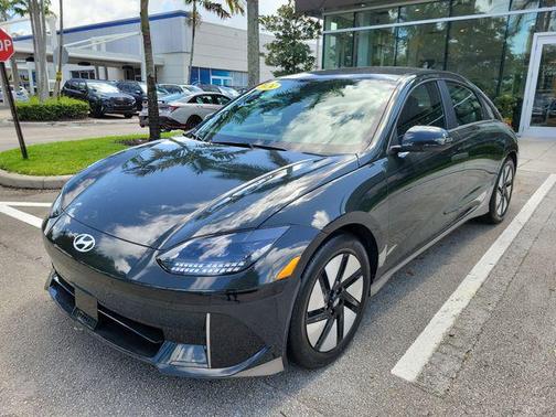 Digital Green 2024 Hyundai IONIQ 6 SE