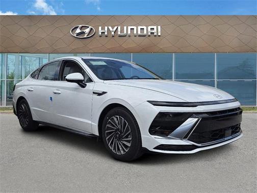 2025 Hyundai SONATA Hybrid SE