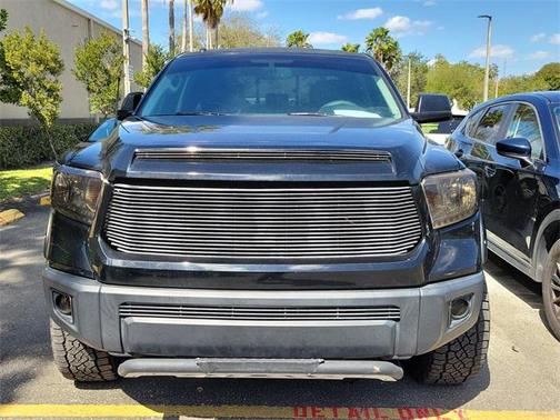 2014 Toyota Tundra SR5