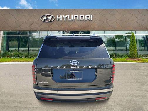 Titan Green 2026 Hyundai Palisade Hybrid SEL 8P