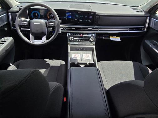 2025 Hyundai SANTA FE SE