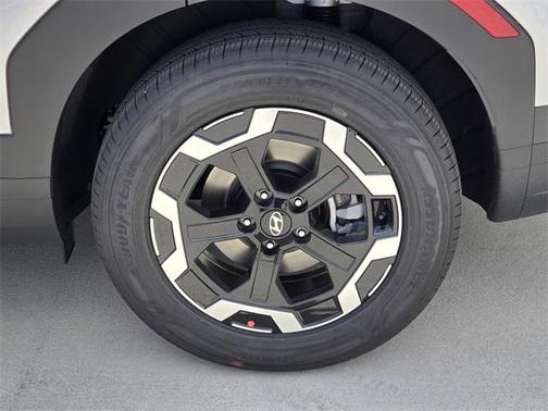 2025 Hyundai SANTA FE SE