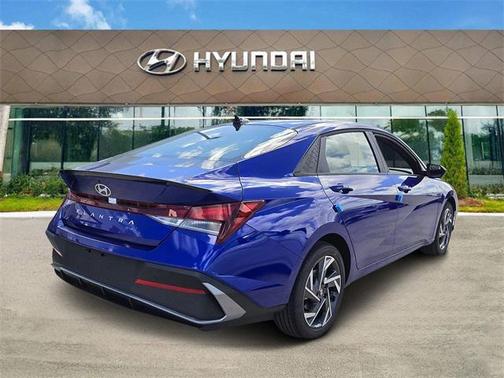 2025 Hyundai ELANTRA Sport