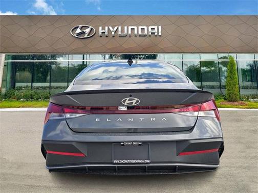 2026 Hyundai ELANTRA Sport