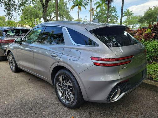 Savile Silver 2022 Genesis GV70 2.5T AWD