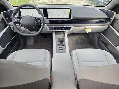 2025 Hyundai IONIQ 6 SEL