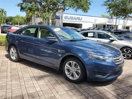 2018 Ford Taurus SEL