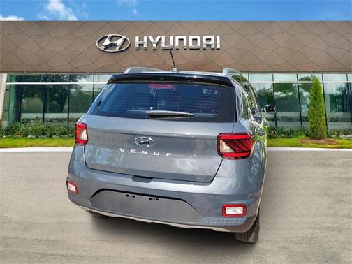 2023 Hyundai VENUE Limited