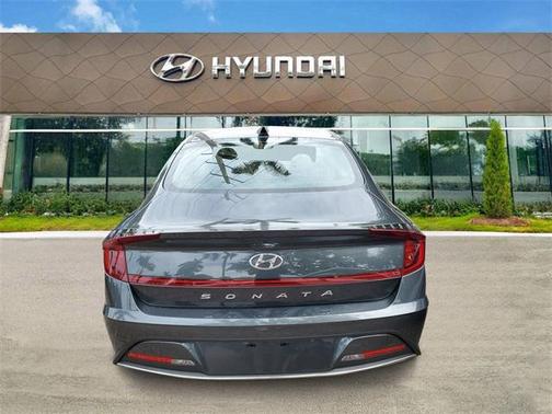 2023 Hyundai SONATA SE