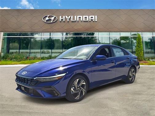 2025 Hyundai ELANTRA SEL