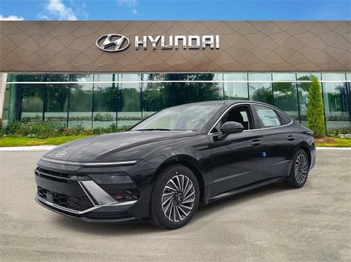 2025 Hyundai SONATA Hybrid SE