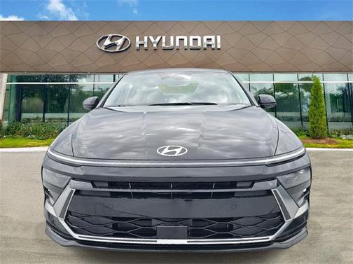 2025 Hyundai SONATA Hybrid SE