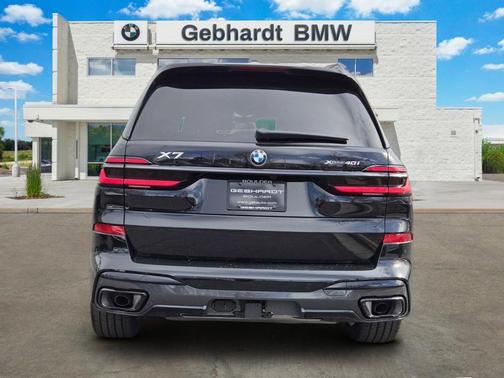 2026 BMW X7 xDrive40i