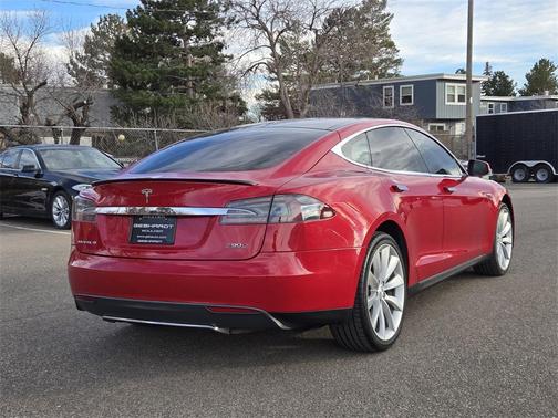 2015 Tesla Model S P90D