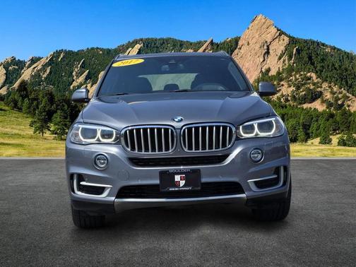 Space Gray Metallic 2017 BMW X5 xDrive35i