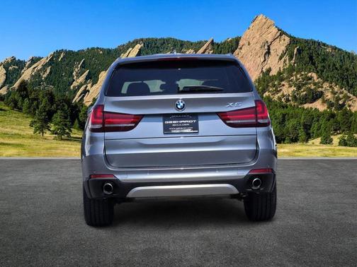 Space Gray Metallic 2017 BMW X5 xDrive35i