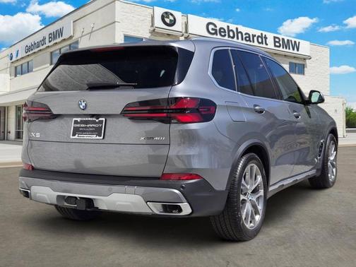 Gray Metallic 2026 BMW X5 xDrive40i