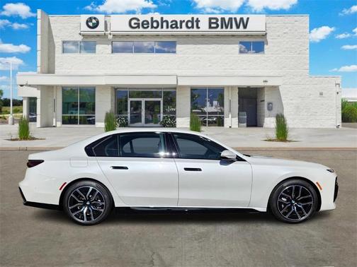 2025 BMW i7 xDrive60