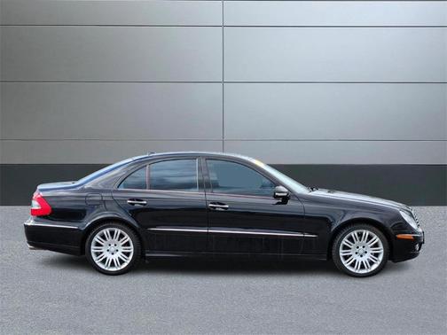 2008 Mercedes-Benz E-Class E 550 4MATIC