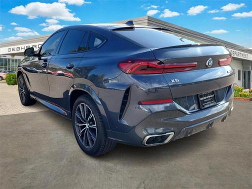 2020 BMW X6 M50i