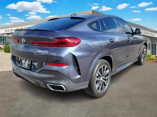 2020 BMW X6 M50i