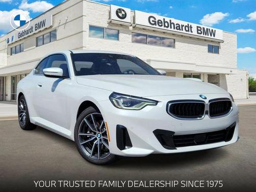 2025 BMW 230 i xDrive