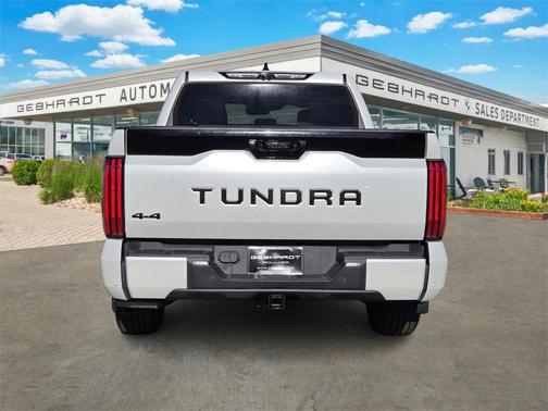 2023 Toyota Tundra Hybrid Platinum