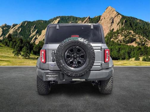 Carbonized Gray Metallic 2024 Ford Bronco Wildtrak