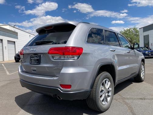 Photo 4 of 6 of 2015 Jeep Grand Cherokee Limited