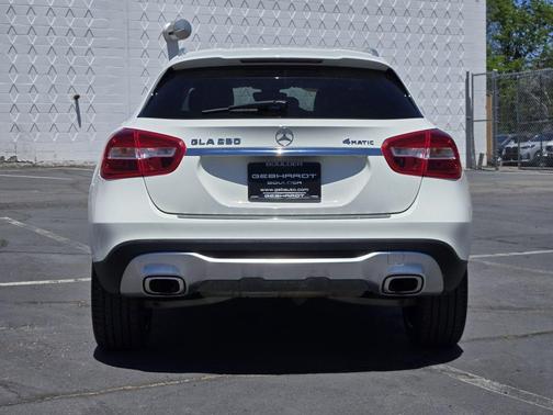 Citrus White 2018 Mercedes-Benz GLA 250 Base 4MATIC