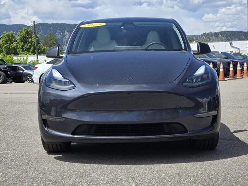 Stealth Gray 2024 Tesla Model Y Long Range