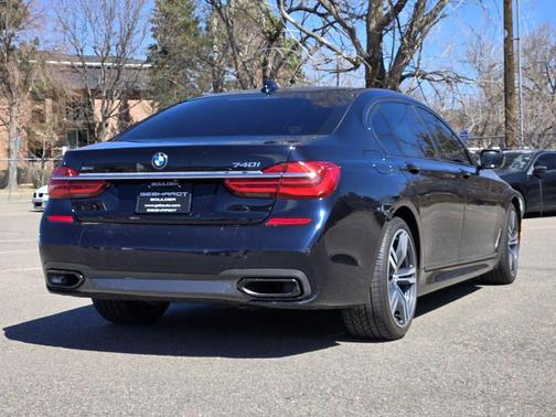 2019 BMW 740 i xDrive