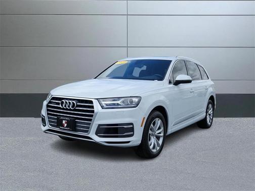 2019 Audi Q7 55 Premium