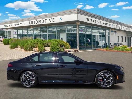 2026 BMW 550e xDrive