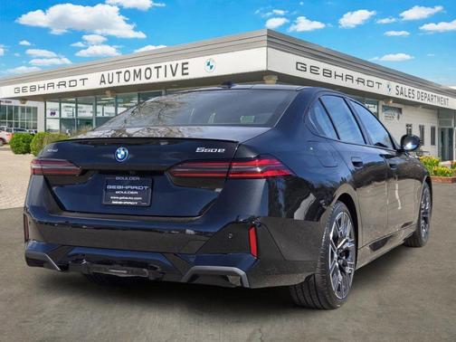 2026 BMW 550e xDrive