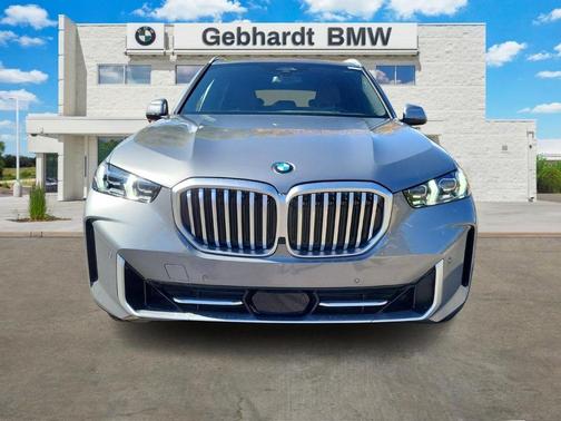 Gray Metallic 2026 BMW X5 xDrive40i