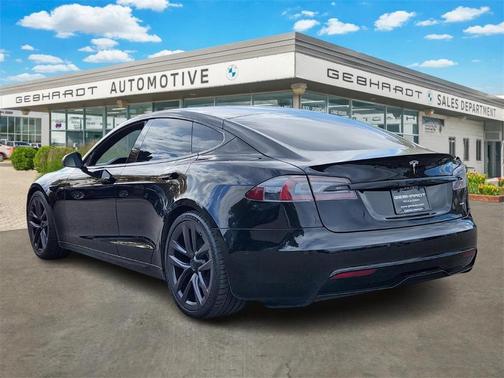 2022 Tesla Model S Plaid
