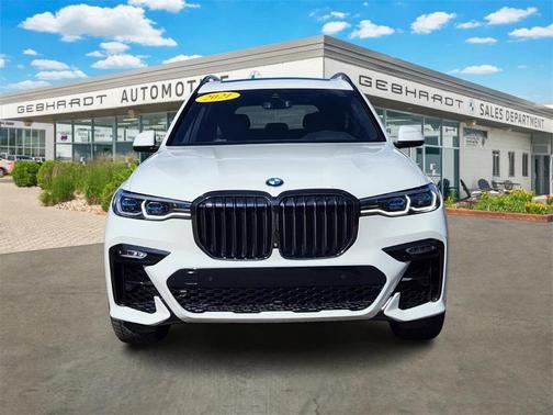 2021 BMW X7 M50i