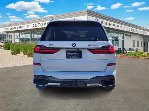 2021 BMW X7 M50i