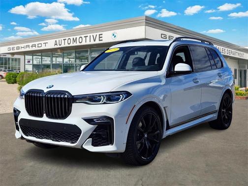 2021 BMW X7 M50i