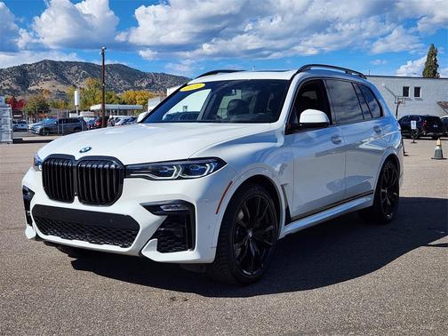 2021 BMW X7 M50i