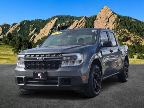 Gray Metallic 2024 Ford Maverick XLT