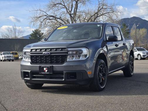 Gray Metallic 2024 Ford Maverick XLT