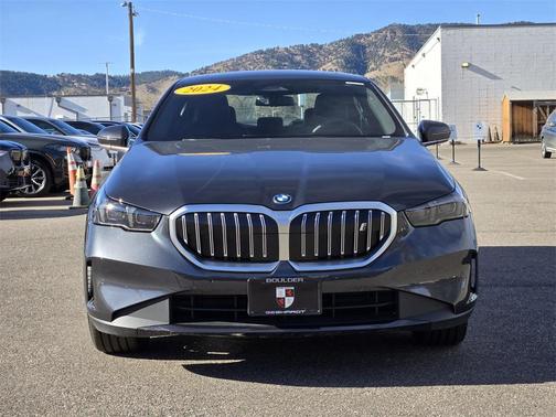 2024 BMW i5 eDrive40