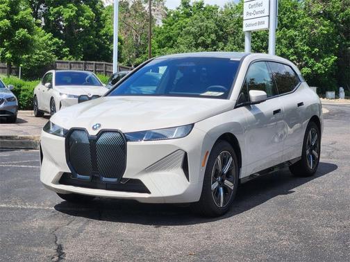 2026 BMW iX xDrive45