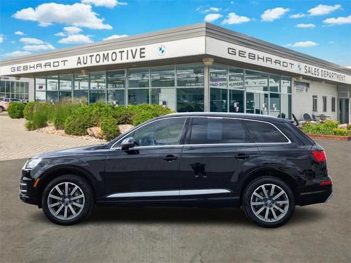 2019 Audi Q7 45 Premium Plus