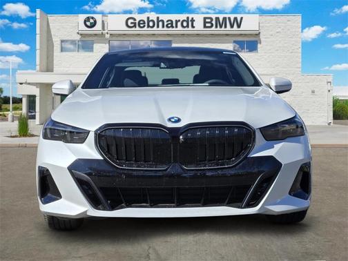 2026 BMW 550e xDrive