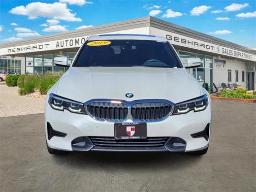 2019 BMW 330 i xDrive