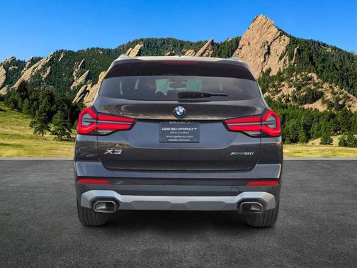 Dark Graphite Metallic 2023 BMW X3 xDrive30i