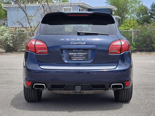 Dark Blue Metallic 2012 Porsche Cayenne S